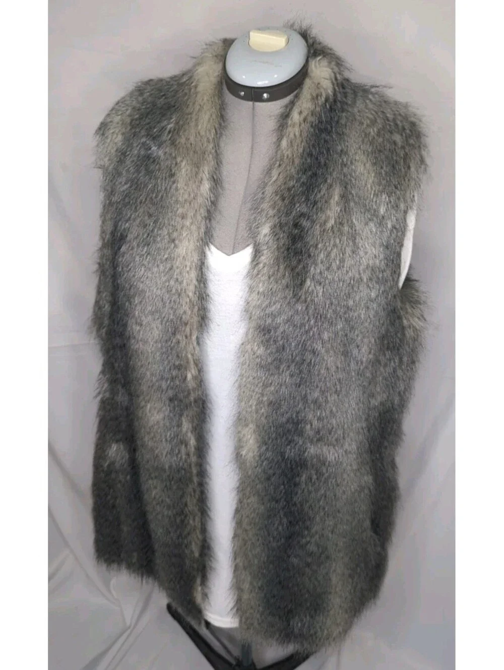 Banana Republic Faux Fur Vest Jacket Mid Long Oversize Length Grey Womens Large